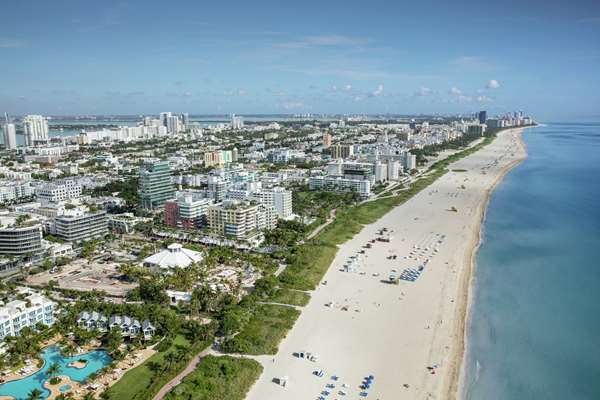 Exterior view - Hilton Bentley Hotel Miami Beach