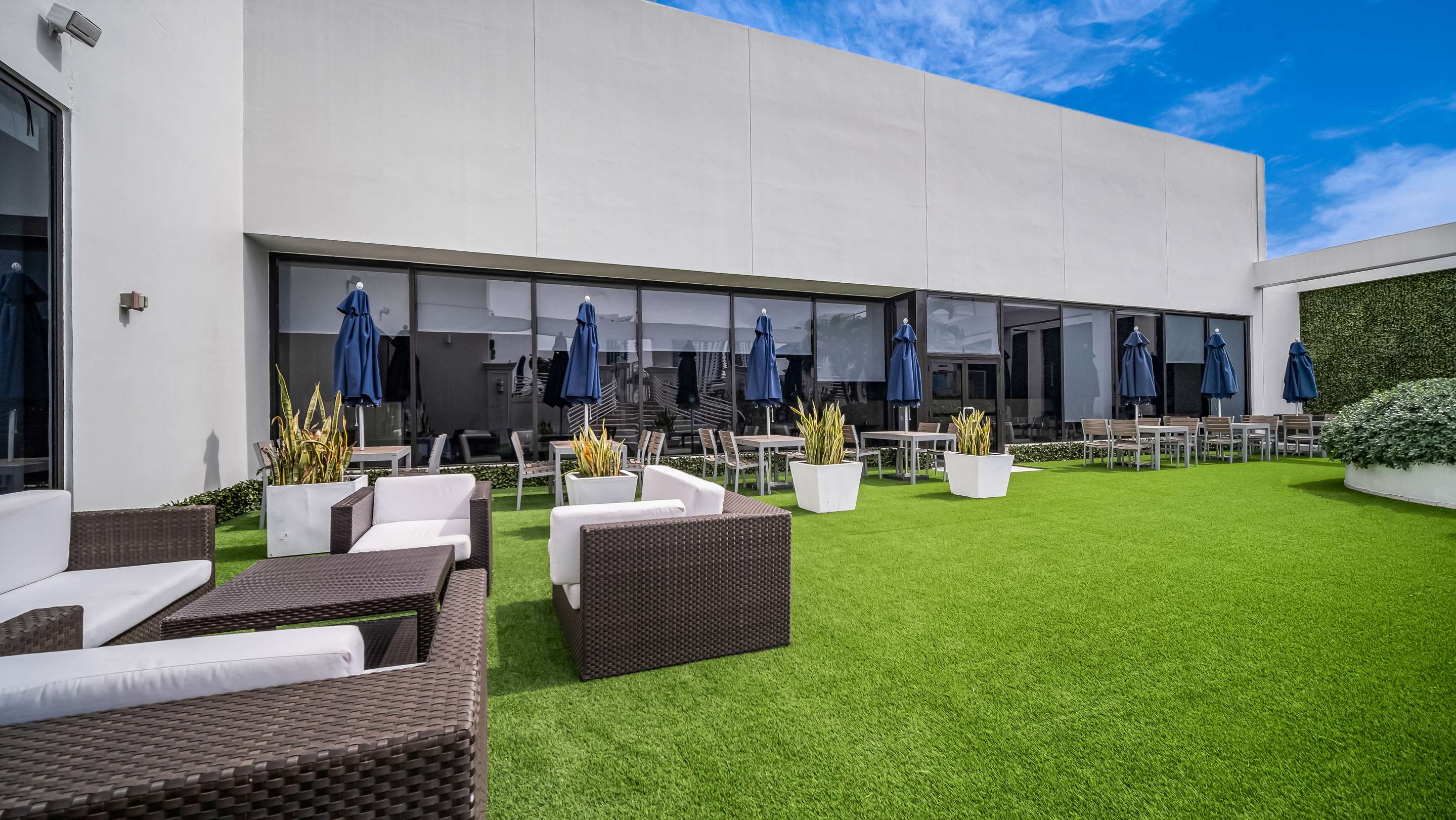 Exterior | Hilton Miami Downtown