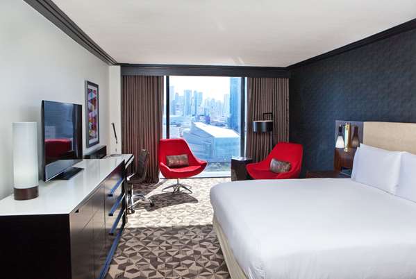  - Hilton Hotel Downtown Miami