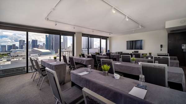  - Hilton Hotel Downtown Miami