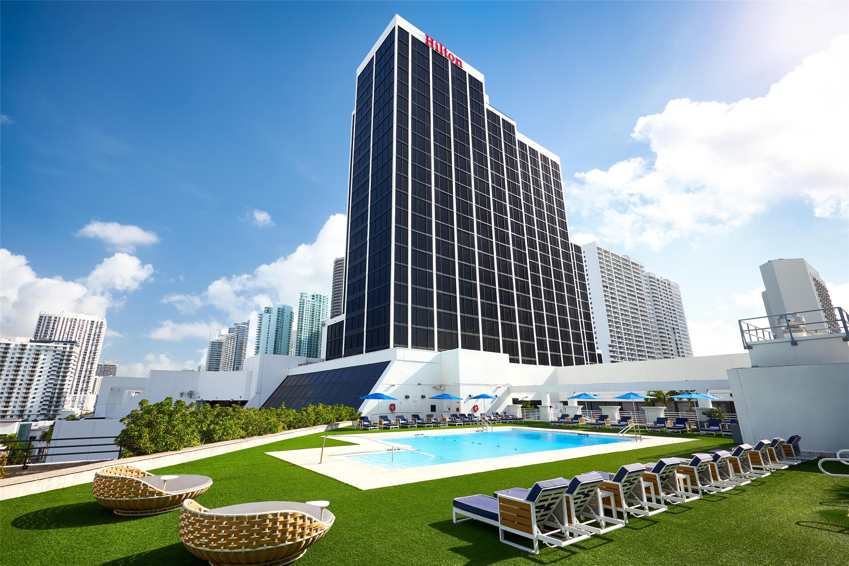 Exterior | Hilton Miami Downtown