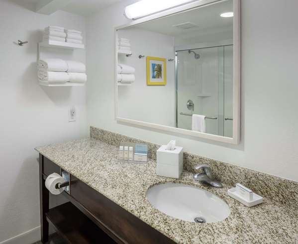  - Hampton Inn & Suites West Doral - FL Turnpike, Exit 29