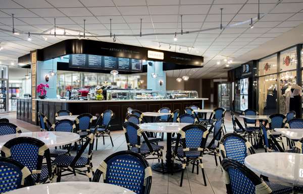 Restaurant - DoubleTree by Hilton Hotel Airport Miami