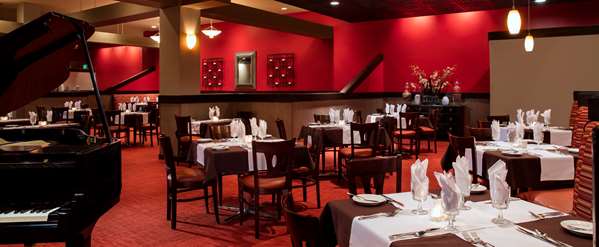 Restaurant - DoubleTree by Hilton Hotel Airport Miami