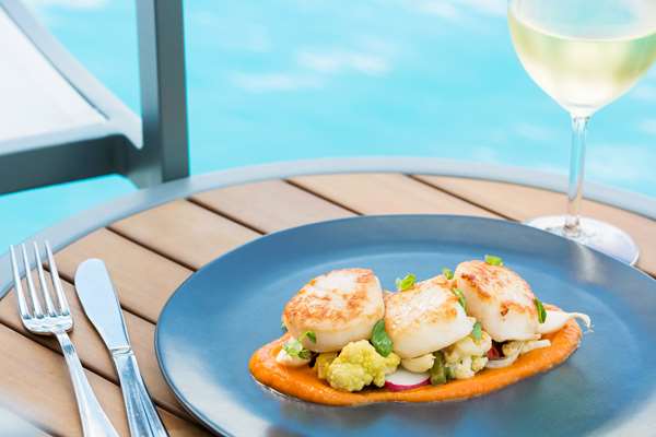 Pool - Hilton Cabana Hotel Miami Beach