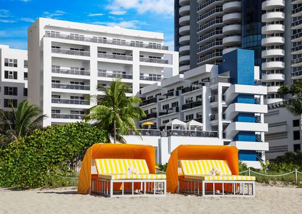 Exterior view - Hilton Cabana Hotel Miami Beach