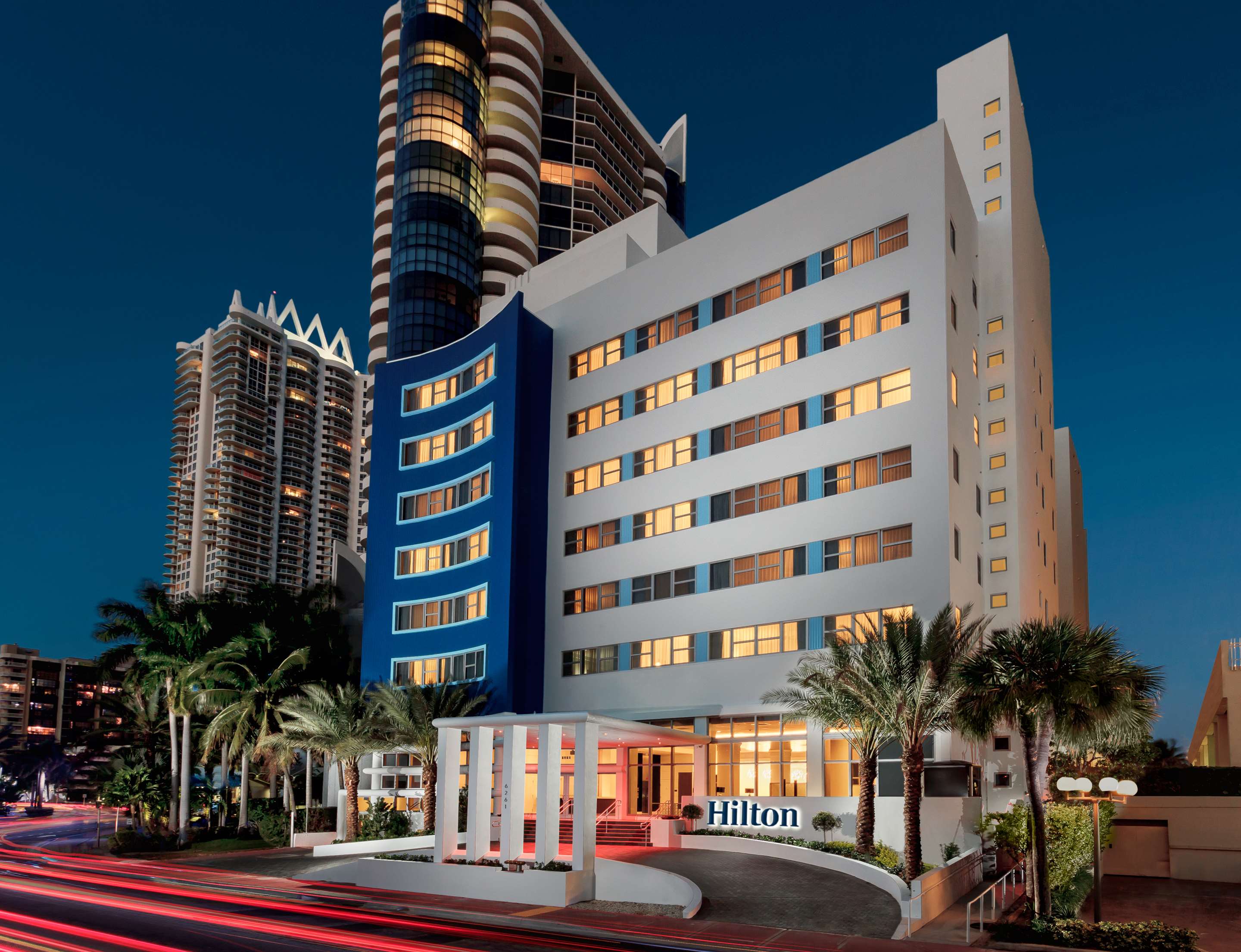 Exterior | Hilton Cabana Miami Beach Resort
