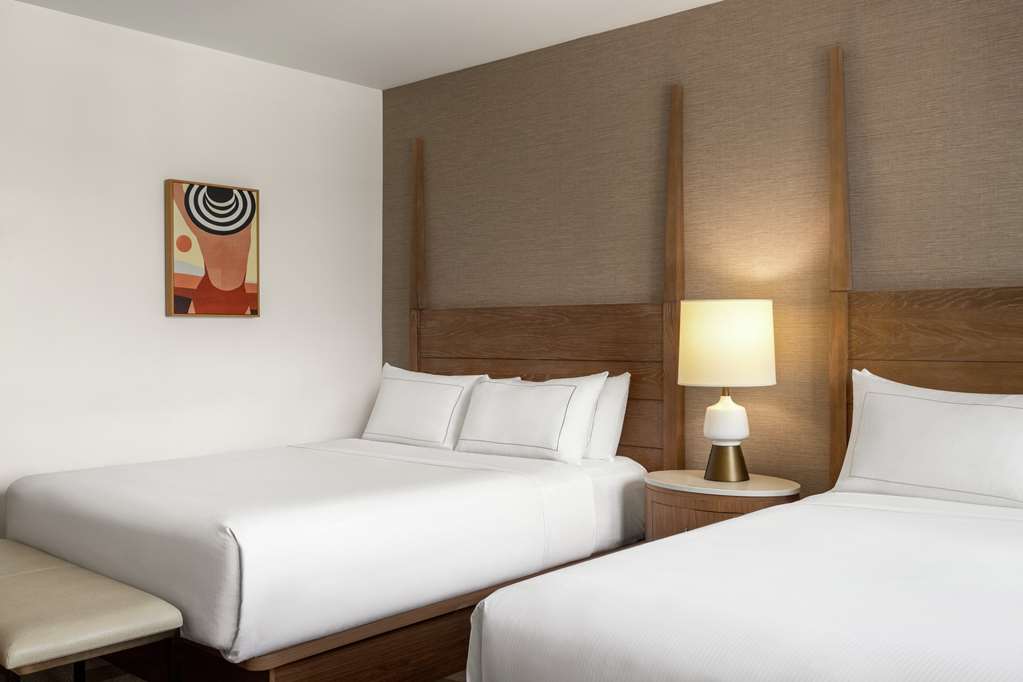 Hilton Cabana Miami Beach Room Type - Queen Room with Two Queen Beds and Balcony - Partial Ocen View Hilton Cabana Miami Beach Room Type - Queen Room with Two Queen Beds and Balcony - Partial Ocen View