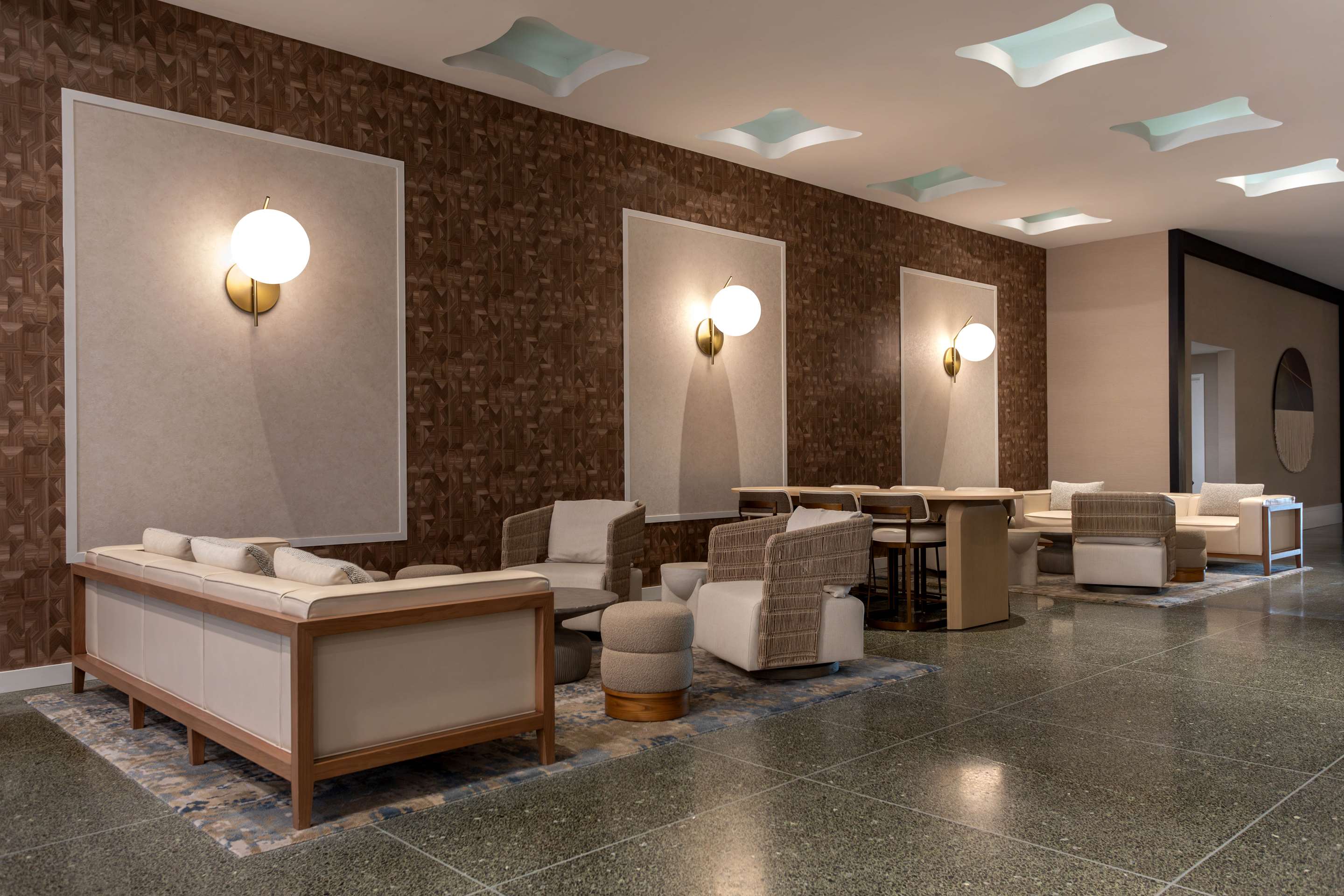 Lobby | Hilton Cabana Miami Beach Resort
