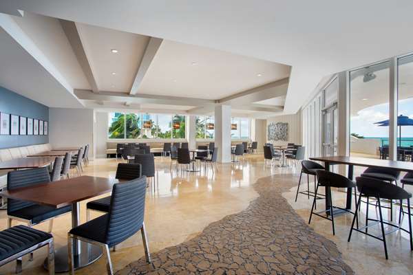 Restaurant - DoubleTree Resort & Spa by Hilton Ocean Point Sunny Isles Beach