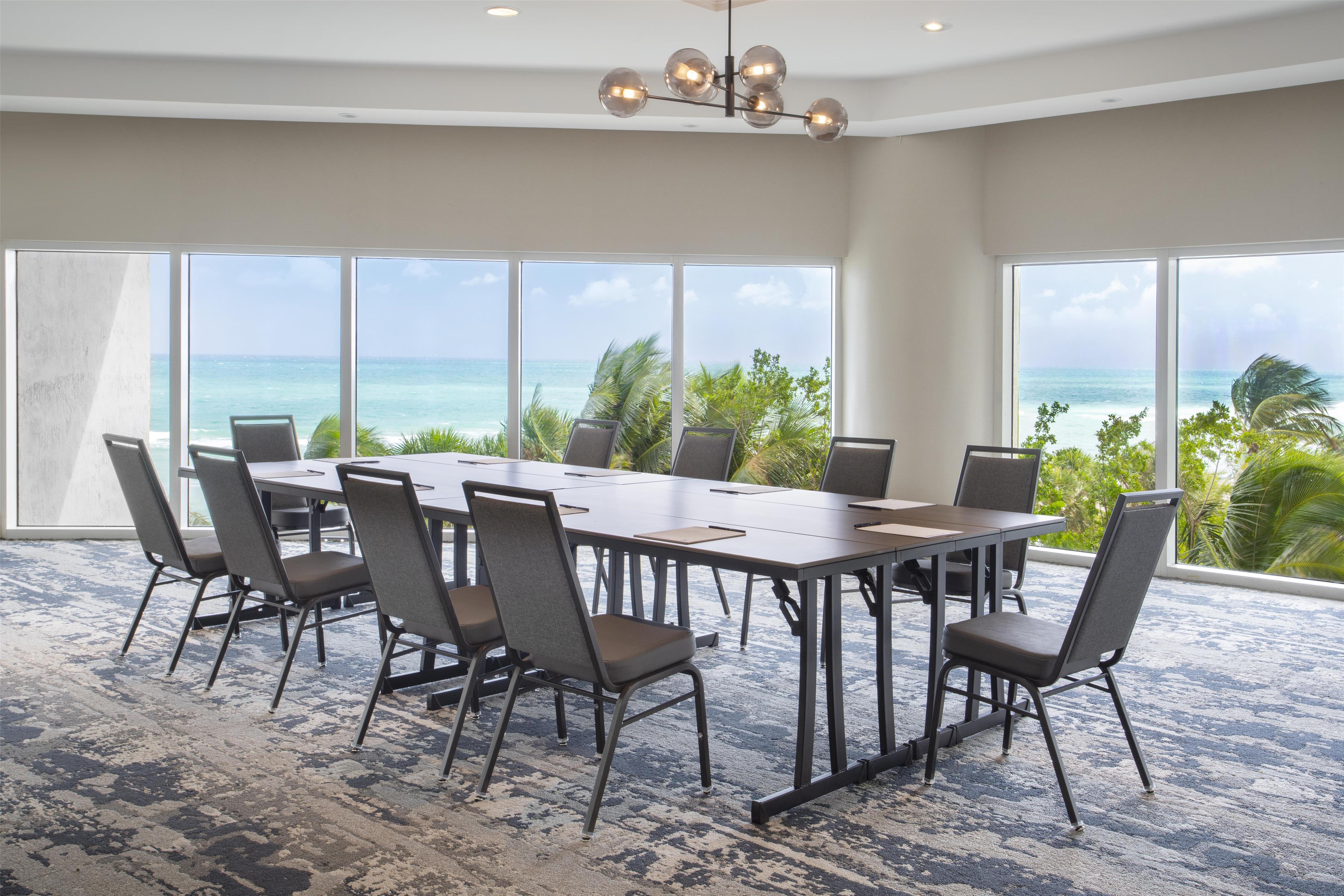 Meeting Room | DoubleTree Resort & Spa by Hilton Ocean Point-N. Miami Beach