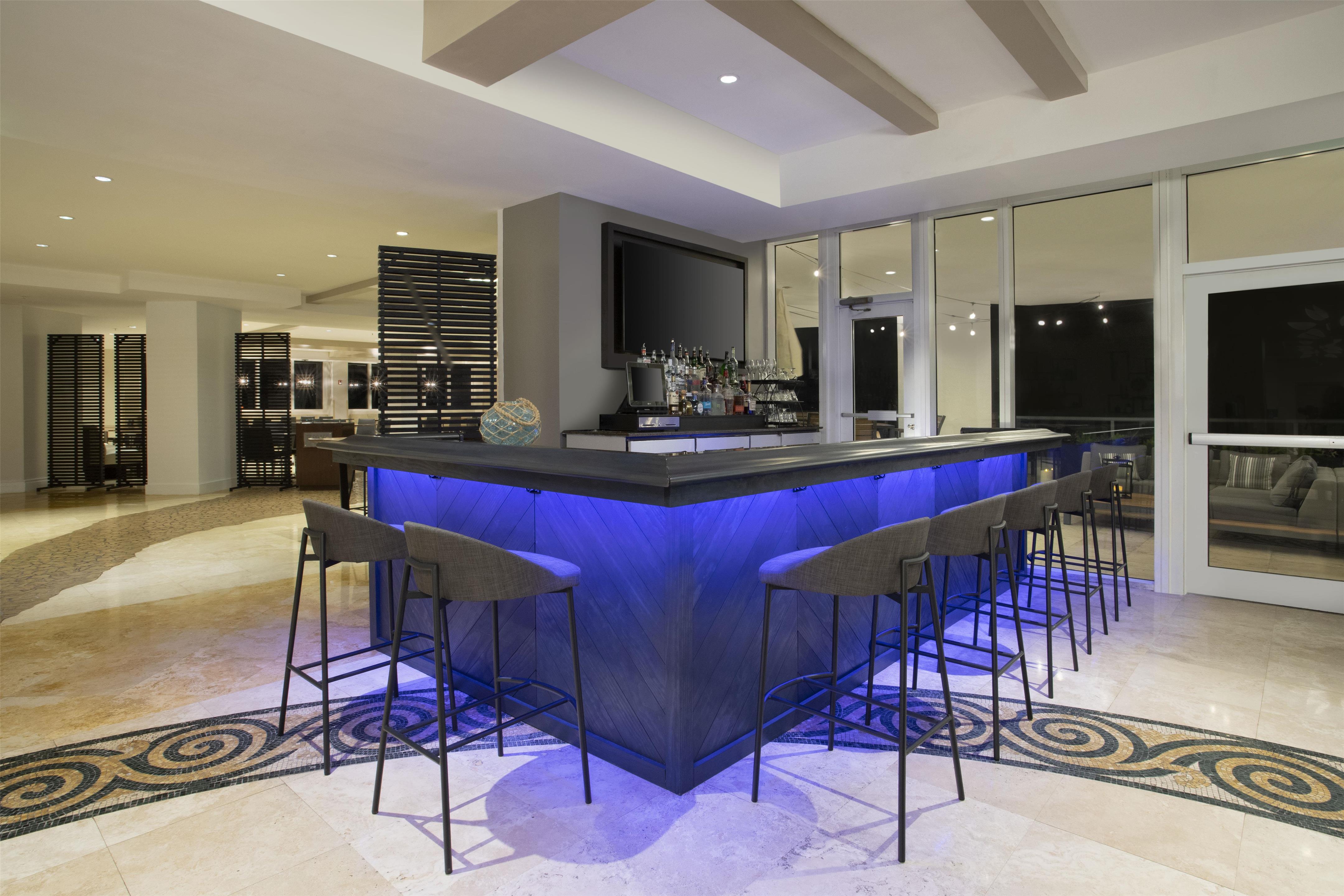 BarLounge | DoubleTree Resort & Spa by Hilton Ocean Point-N. Miami Beach