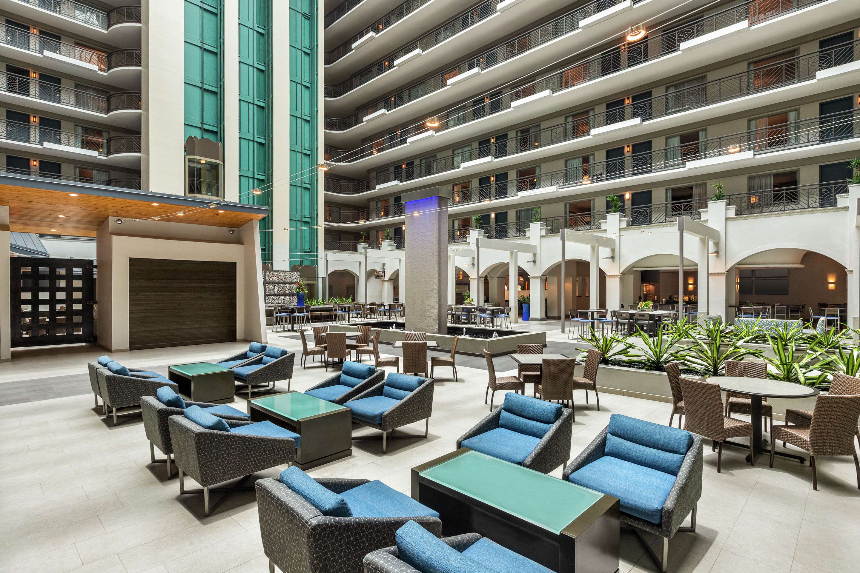 Lobby | Embassy Suites by Hilton Miami International Airport