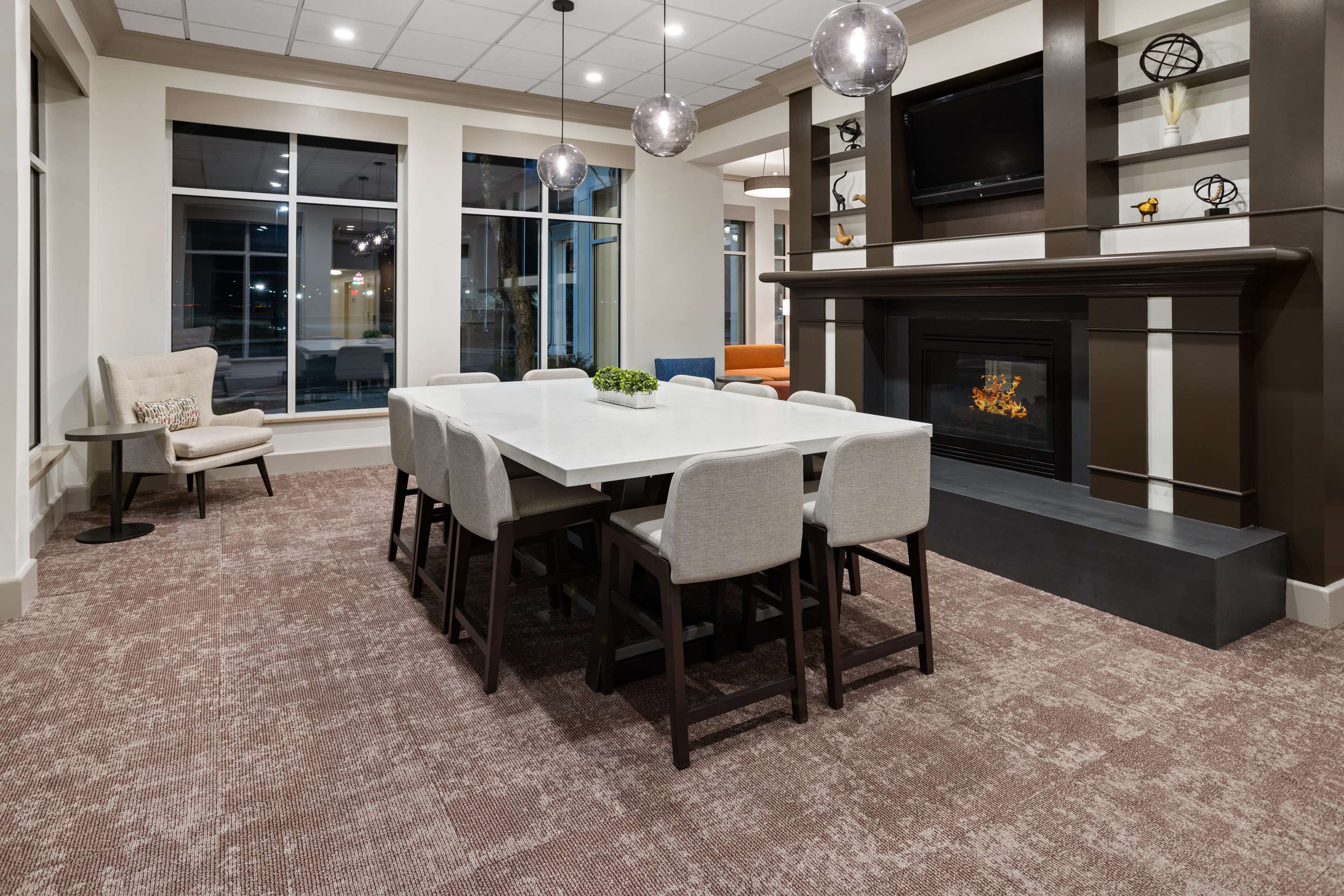 Lobby | Hilton Garden Inn Milford