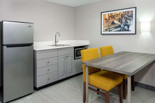  - Hampton Inn & Suites Kansas City