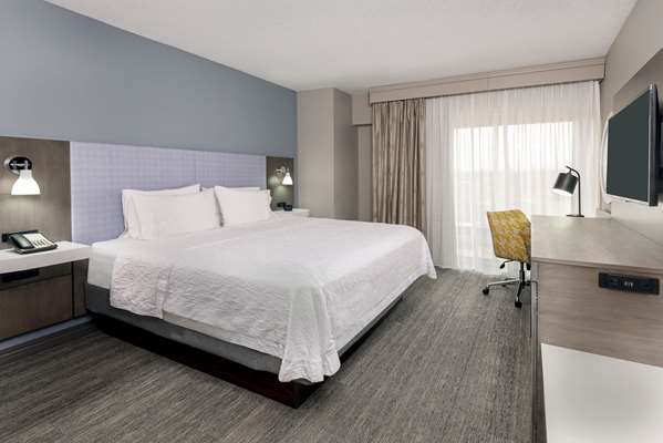  - Hampton Inn & Suites Kansas City