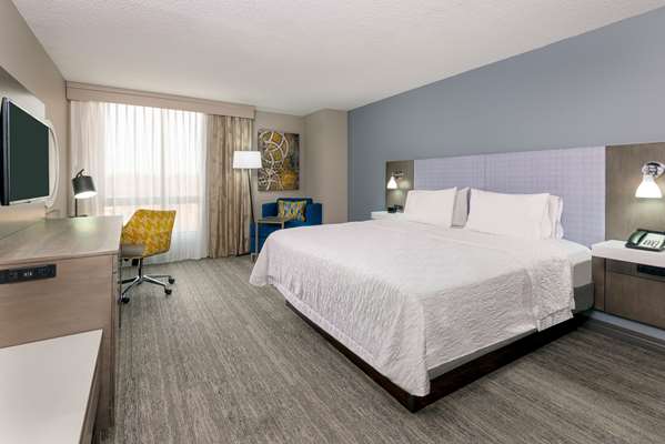 - Hampton Inn & Suites Kansas City