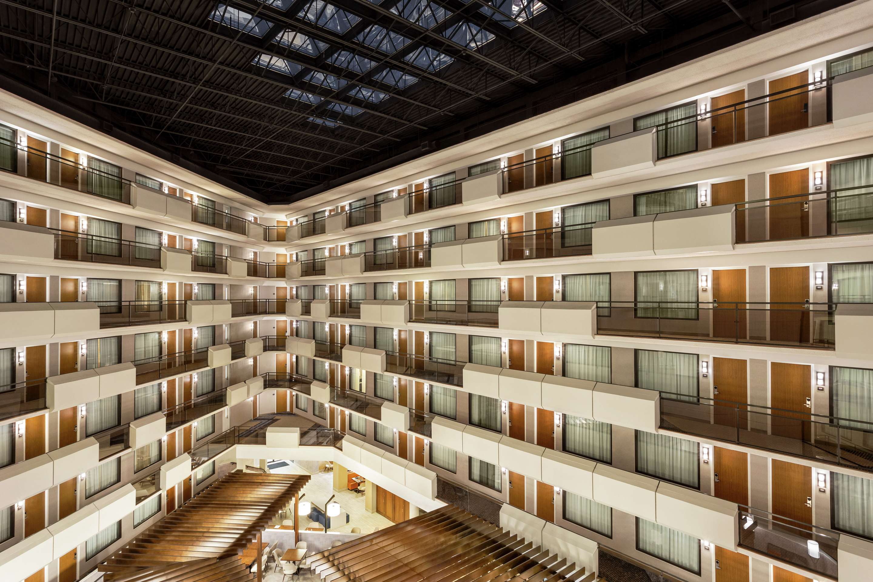 Lobby | Embassy Suites by Hilton Kansas City Overland Park