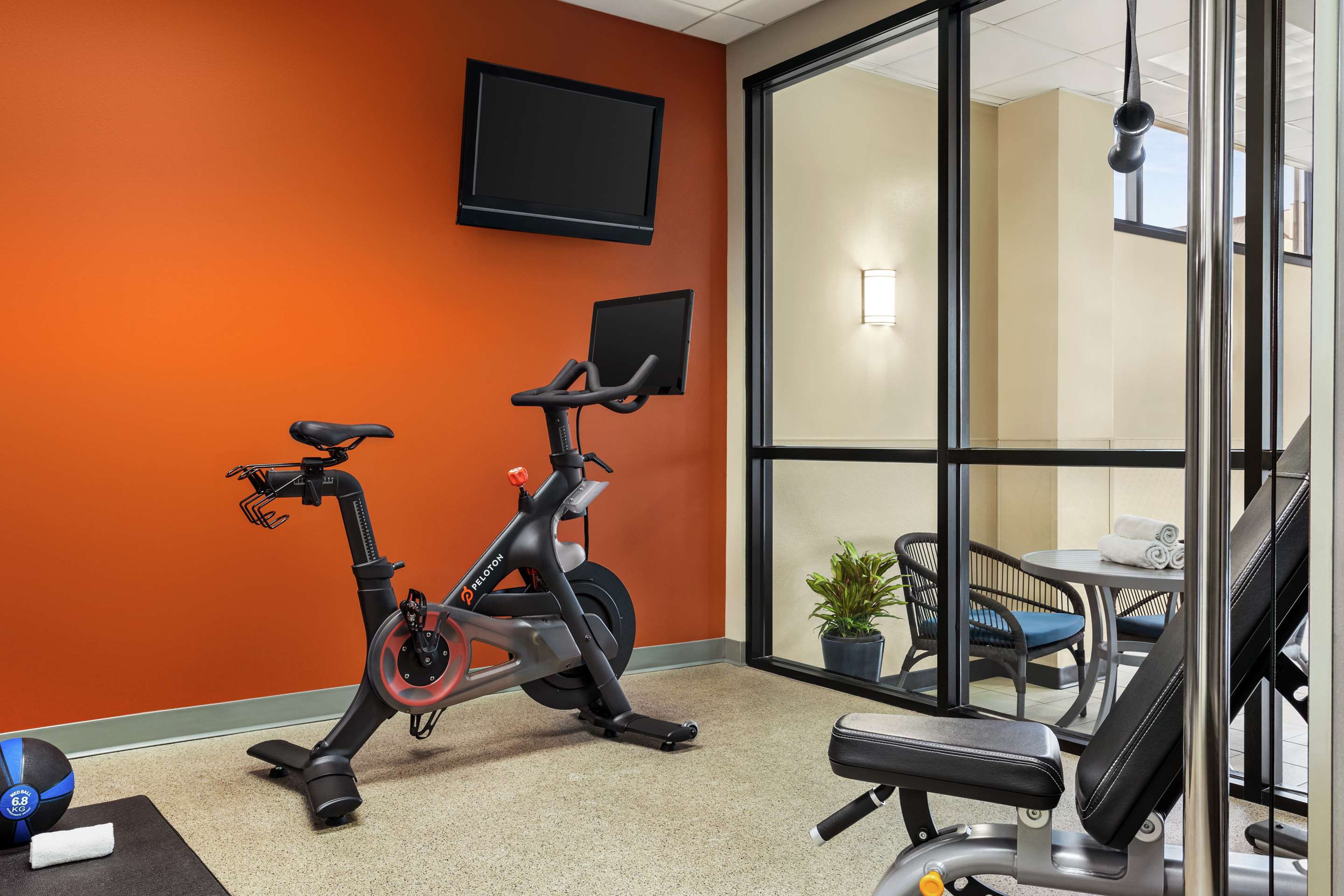 Health club fitness center gym | Embassy Suites by Hilton Kansas City Overland Park