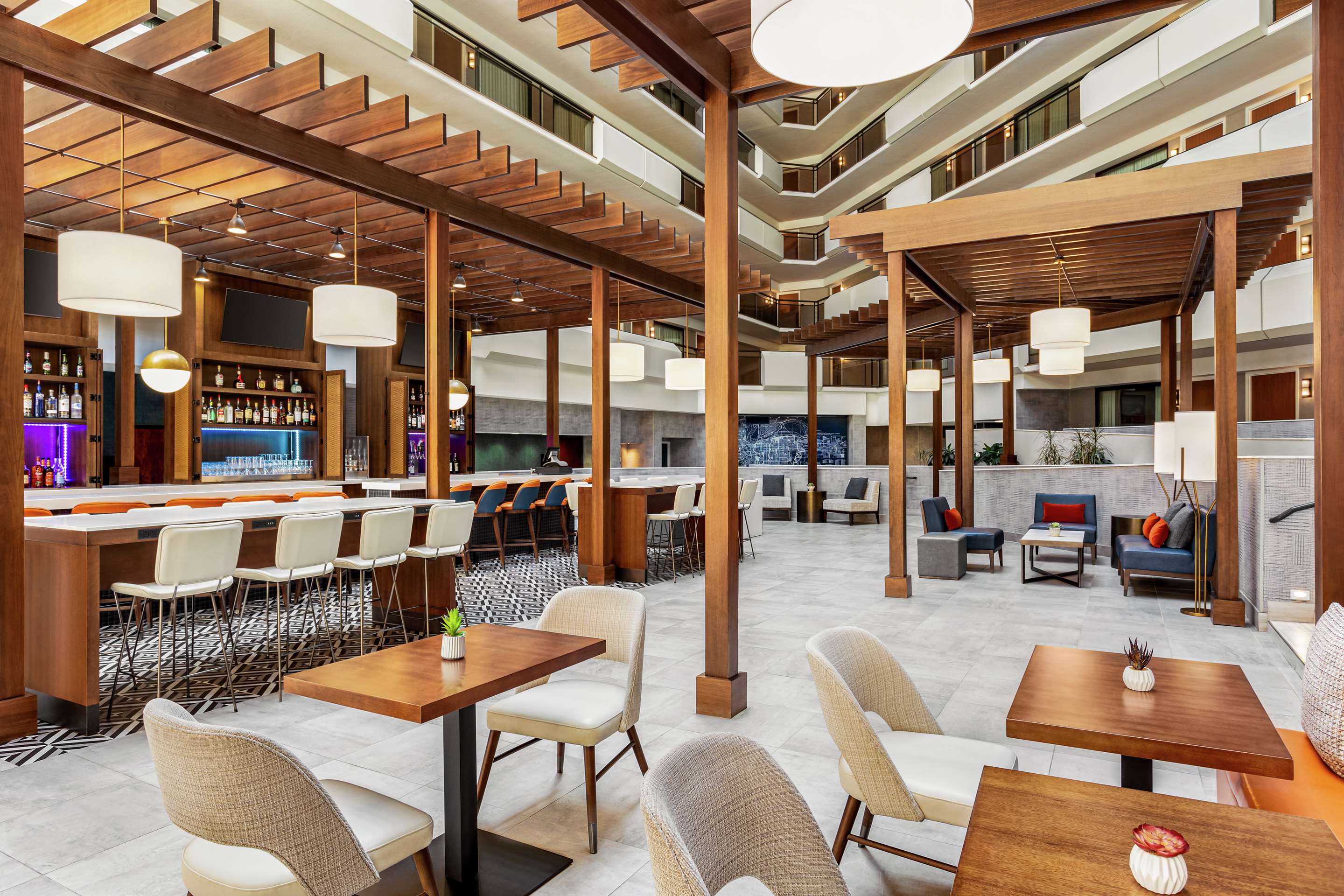 BarLounge | Embassy Suites by Hilton Kansas City Overland Park