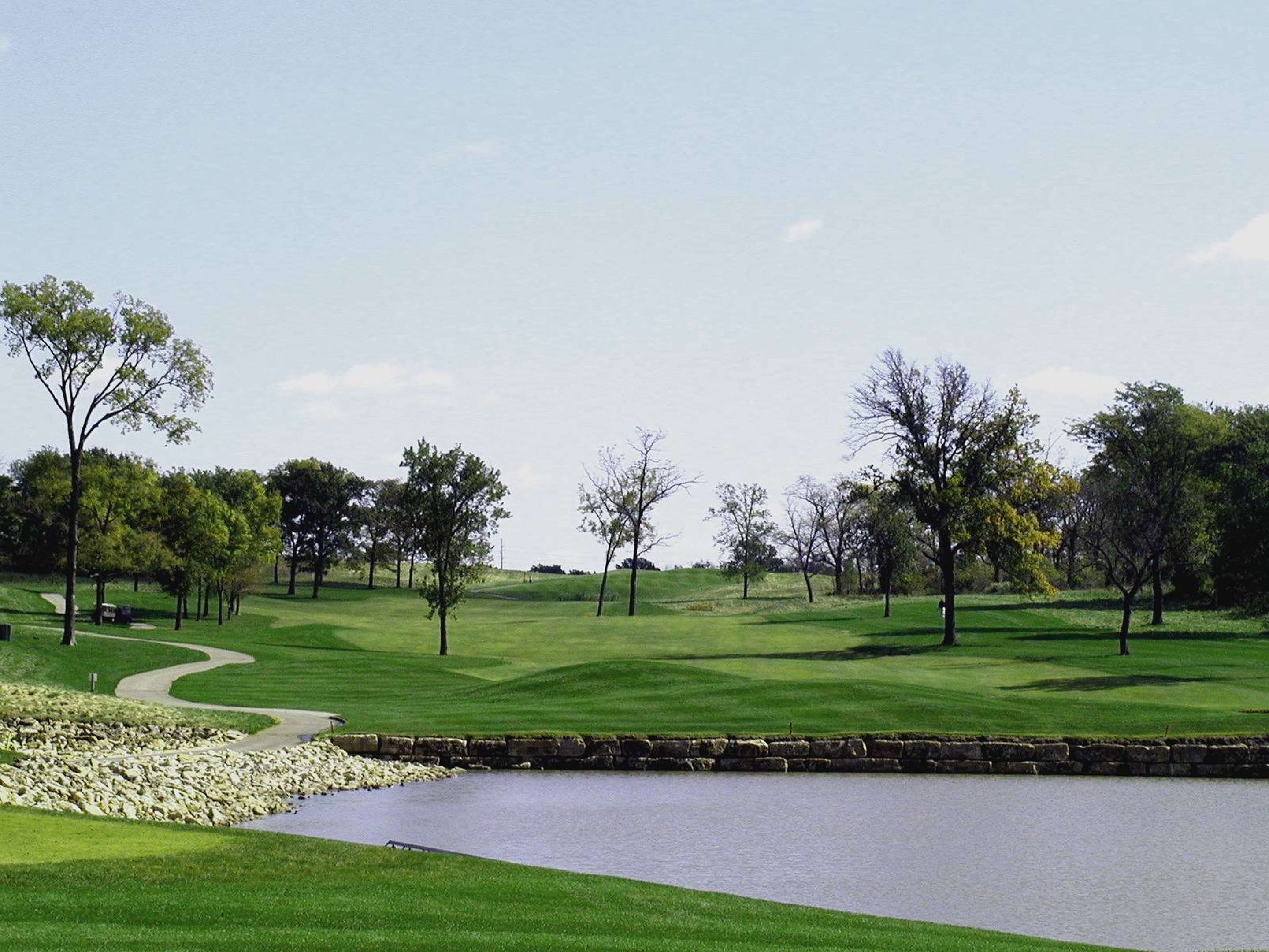 Golf | Embassy Suites by Hilton Kansas City International Airport