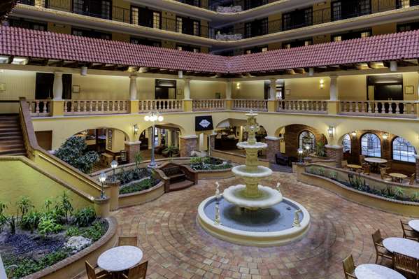  - Embassy Suites Country Club Plaza Kansas City