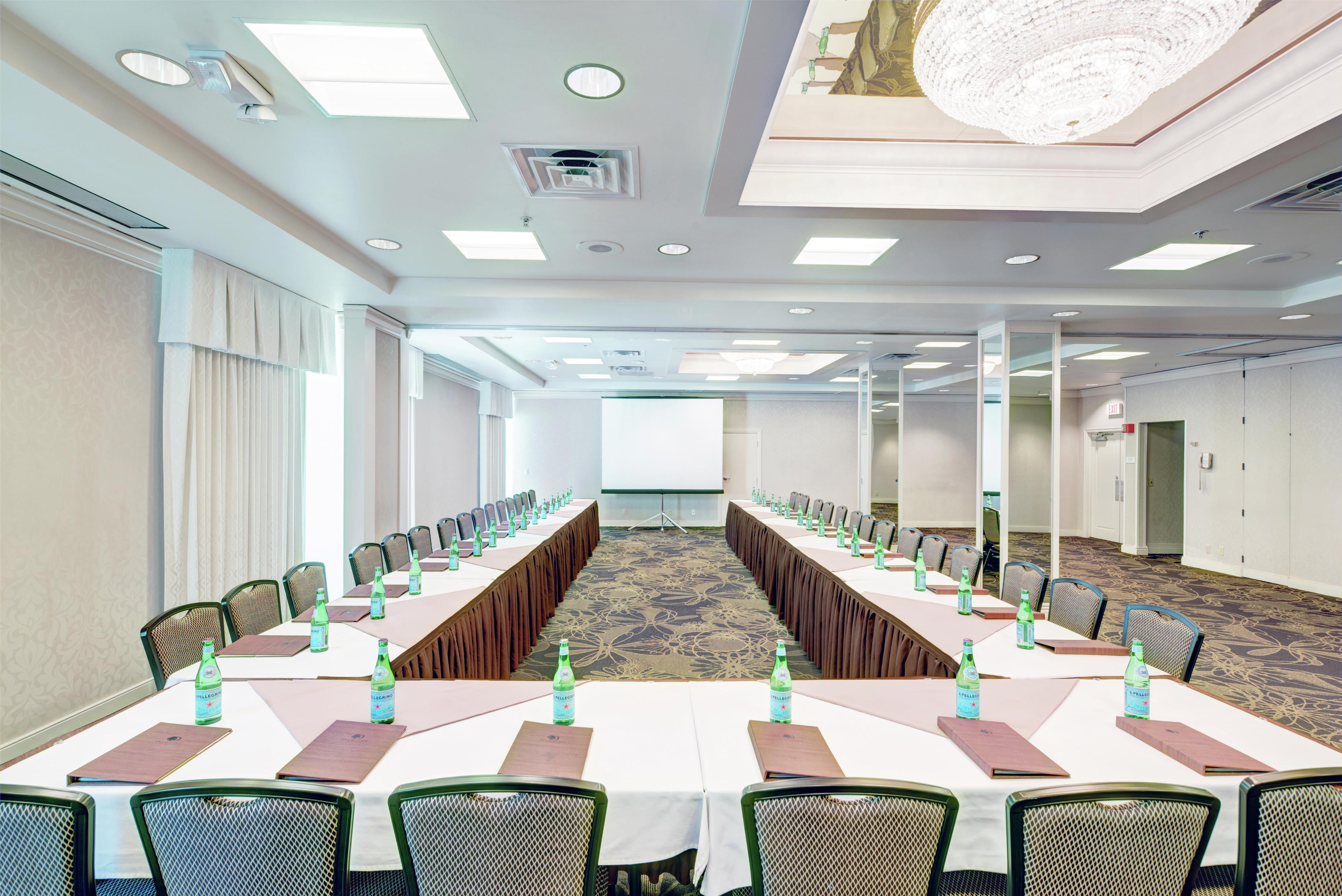 Meeting Room | DoubleTree by Hilton Milwaukee Downtown