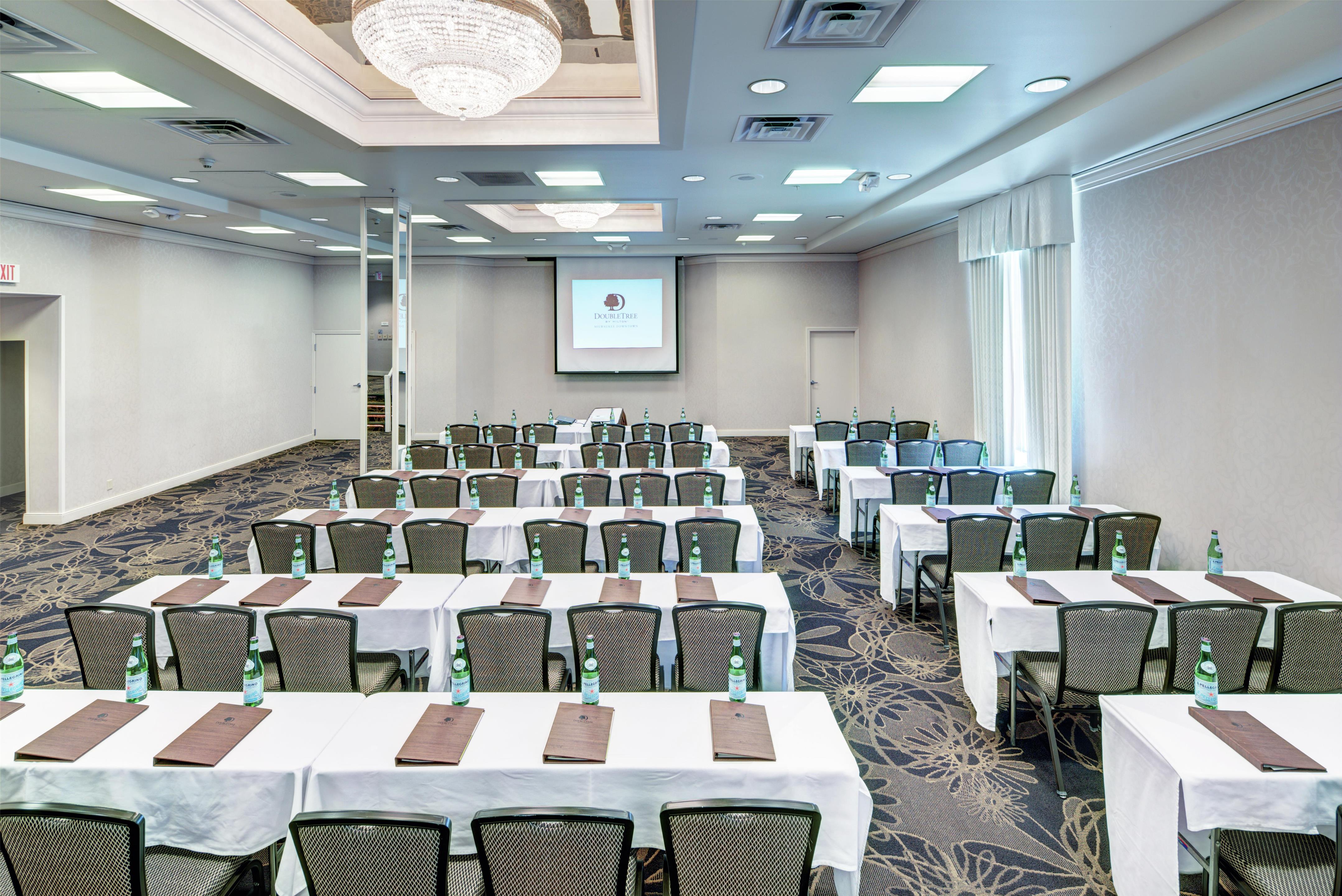 Meeting Room | DoubleTree by Hilton Milwaukee Downtown