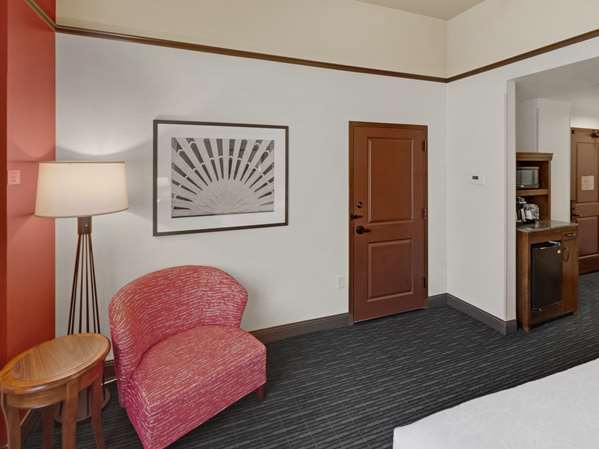  - Hilton Garden Inn Downtown Milwaukee - I-794, Exit 1E