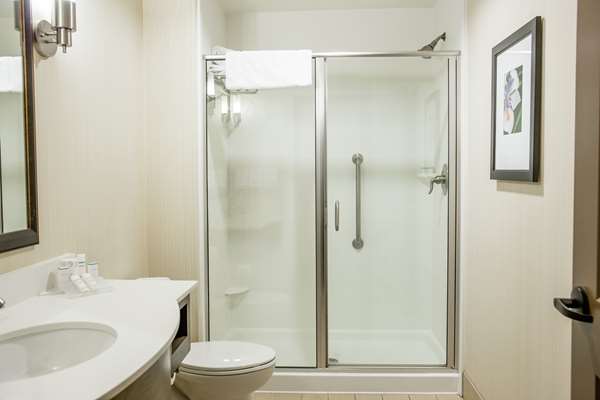  - Hilton Garden Inn Downtown Milwaukee - I-794, Exit 1E