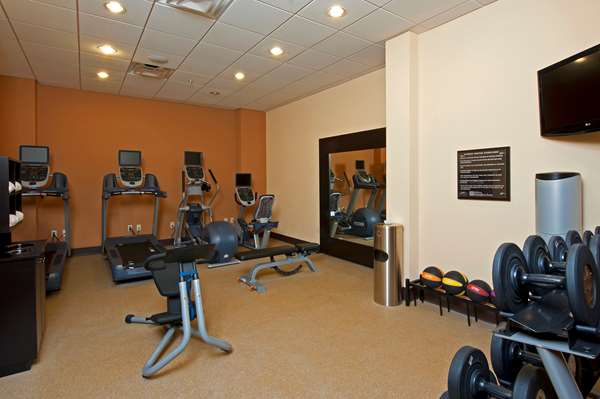 Fitness/ Exercise Room - Hilton Garden Inn Downtown Milwaukee - I-794, Exit 1E