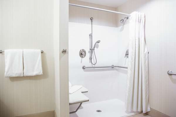  - Hilton Garden Inn Downtown Milwaukee - I-794, Exit 1E