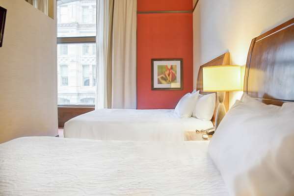  - Hilton Garden Inn Downtown Milwaukee - I-794, Exit 1E