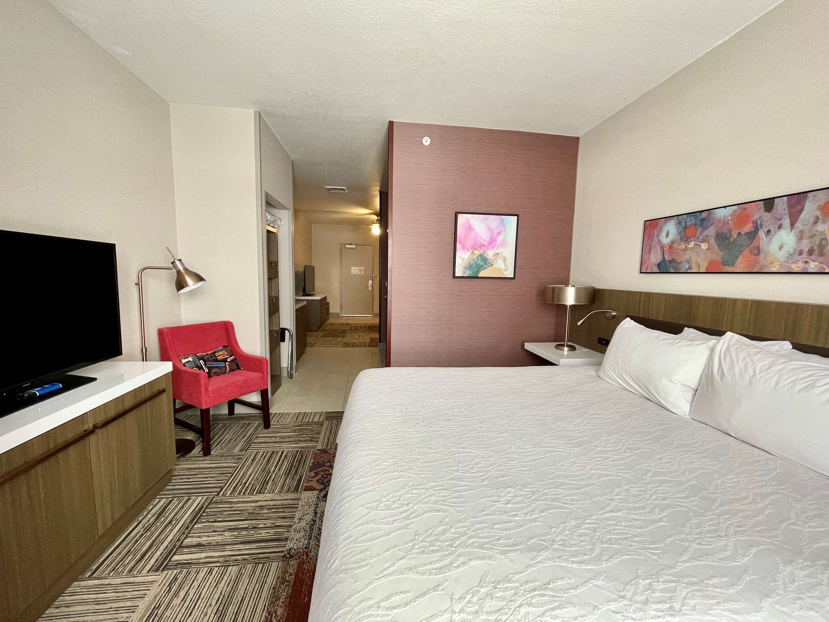 Guest room