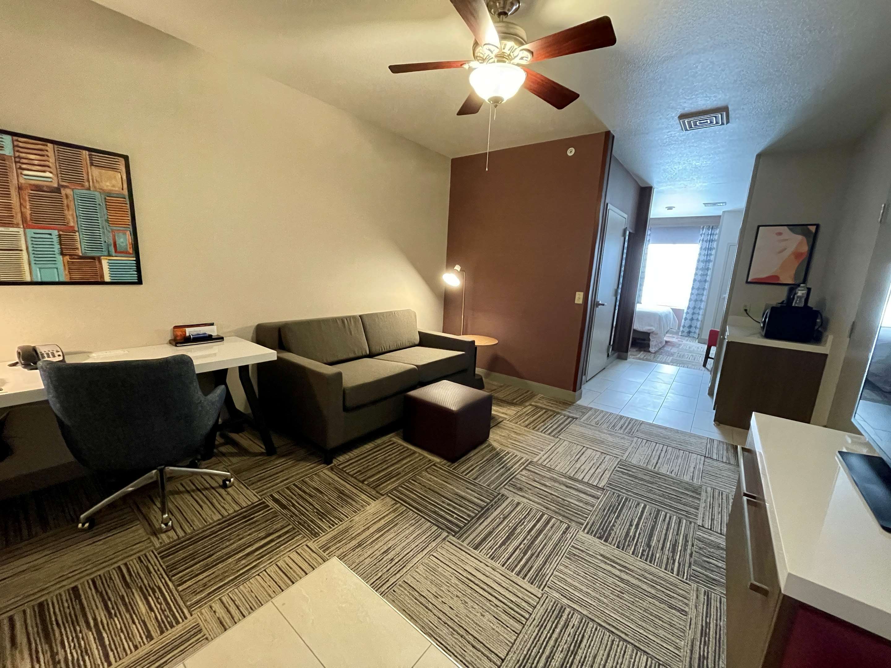 Guest room