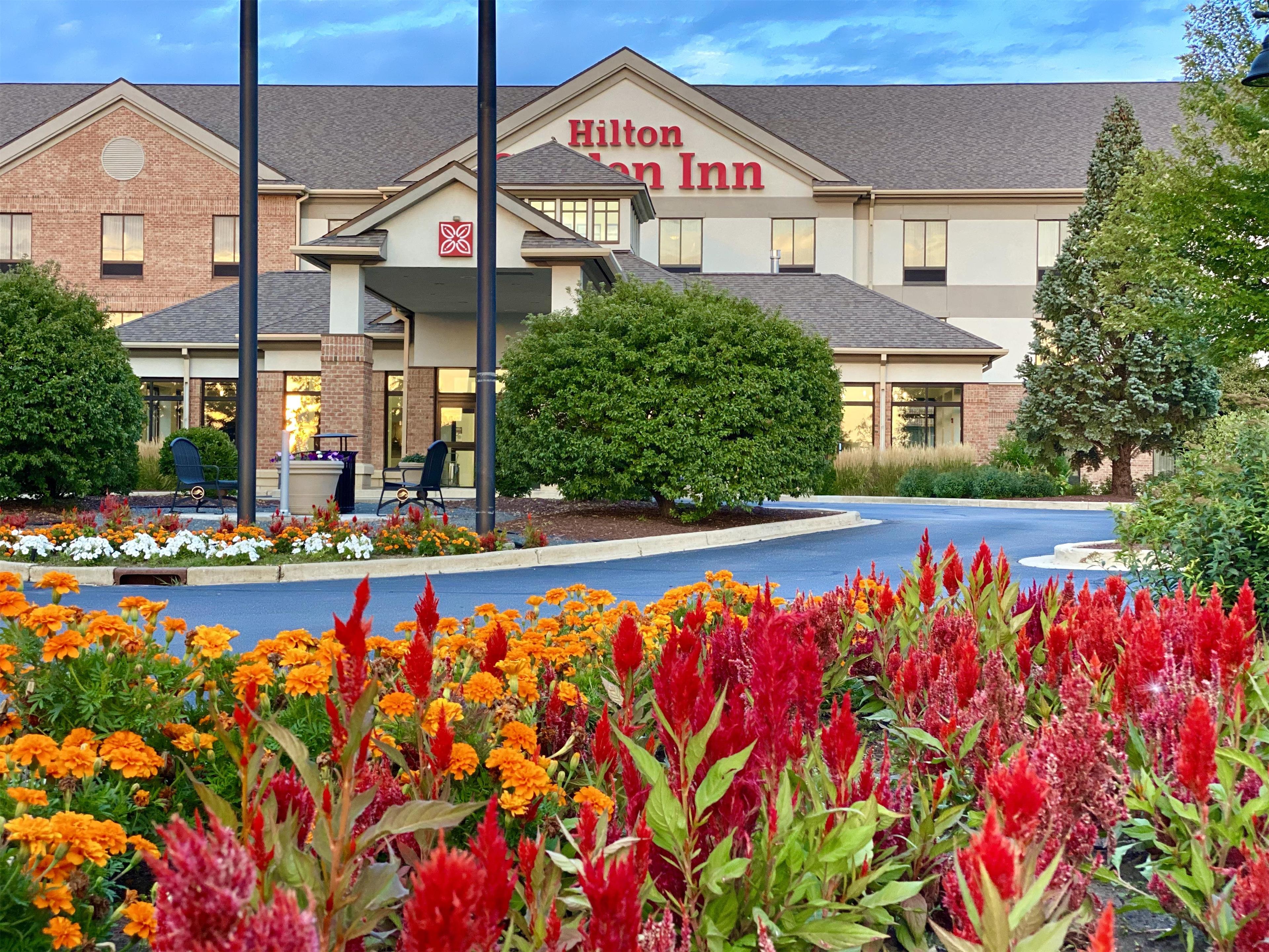Exterior | Hilton Garden Inn Oconomowoc