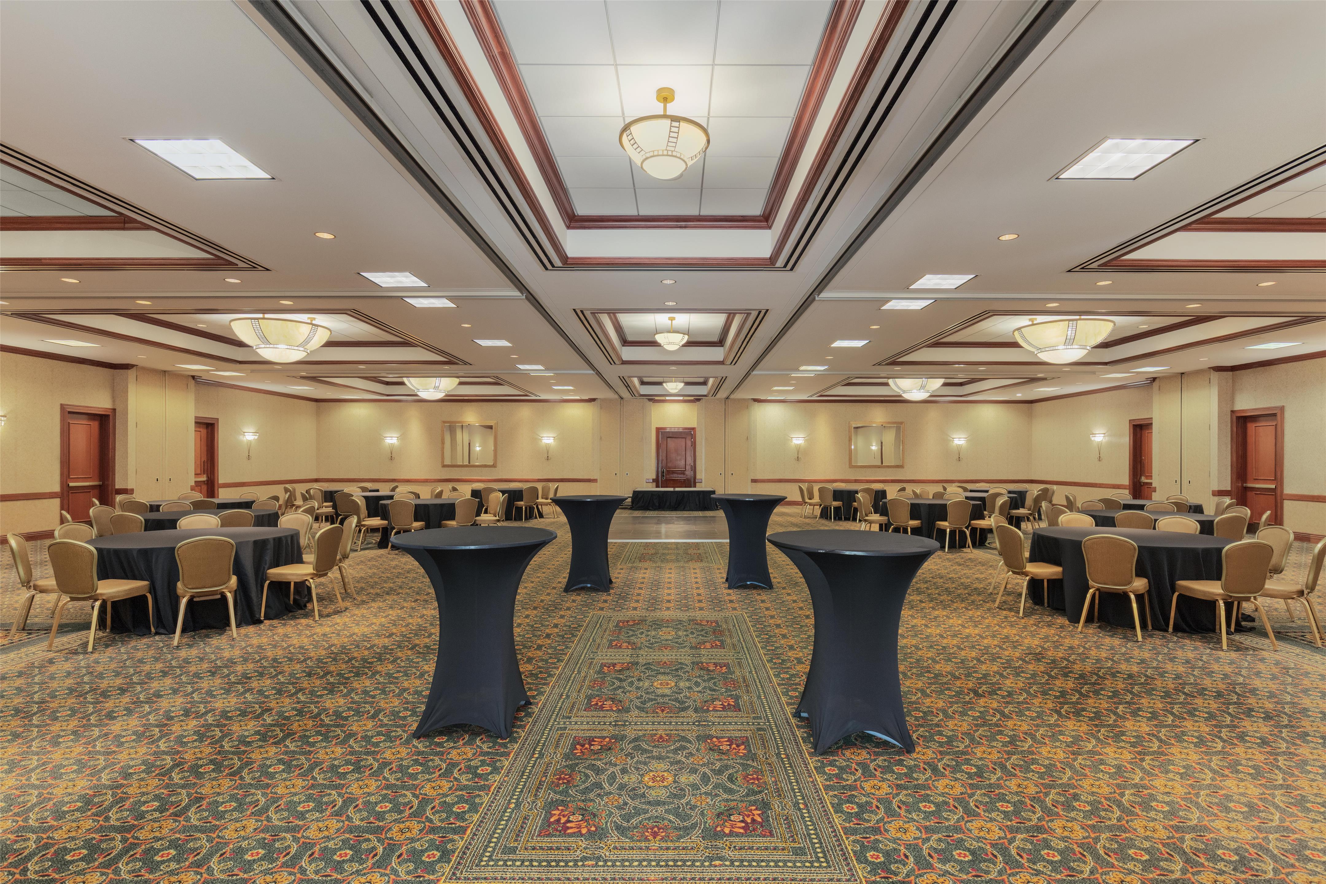 Meeting Room | Hilton Garden Inn Milwaukee Northwest Conference Center