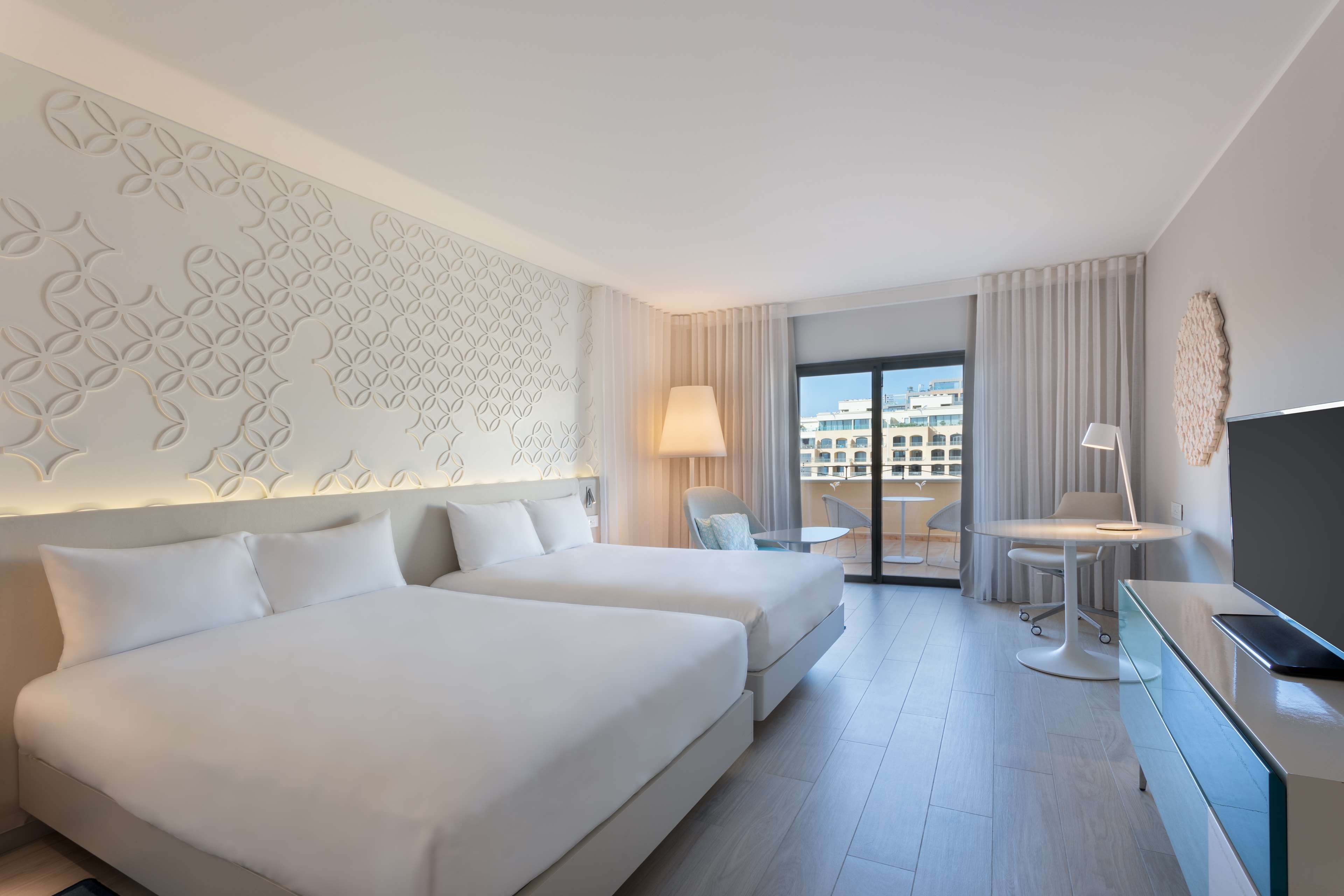 Hilton Malta Room Type - FAMILY EXECUTIVE