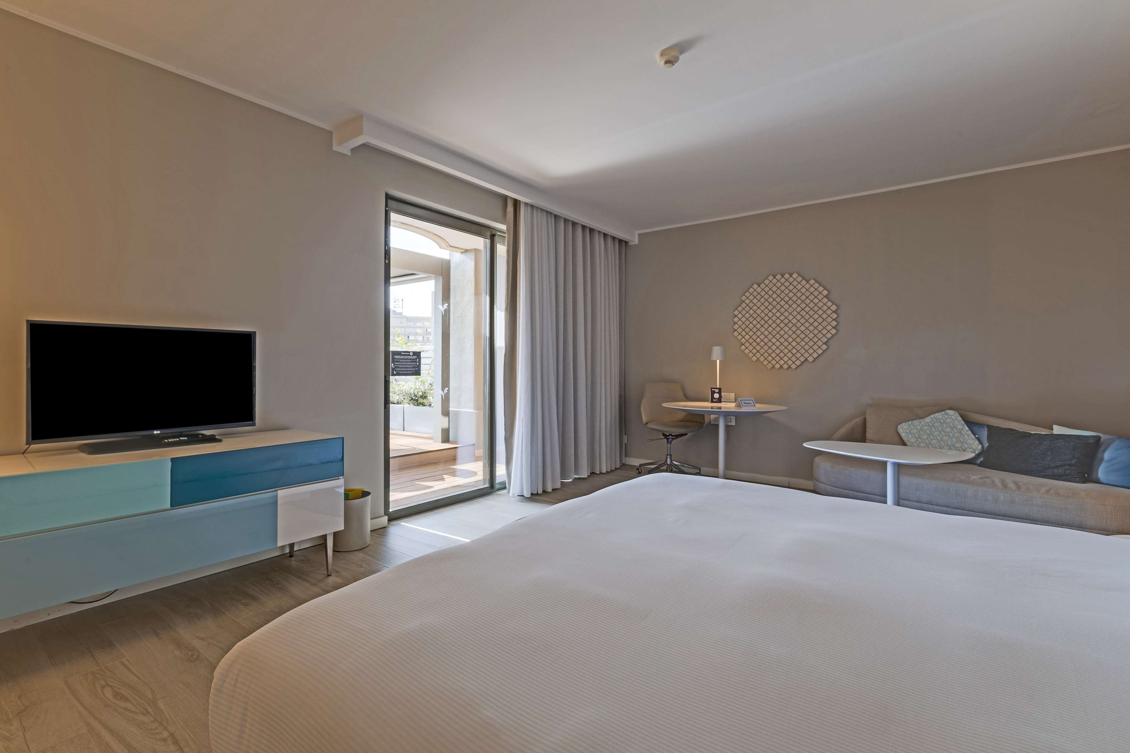 Hilton Malta Room Type - TERRACE SPA SUITE