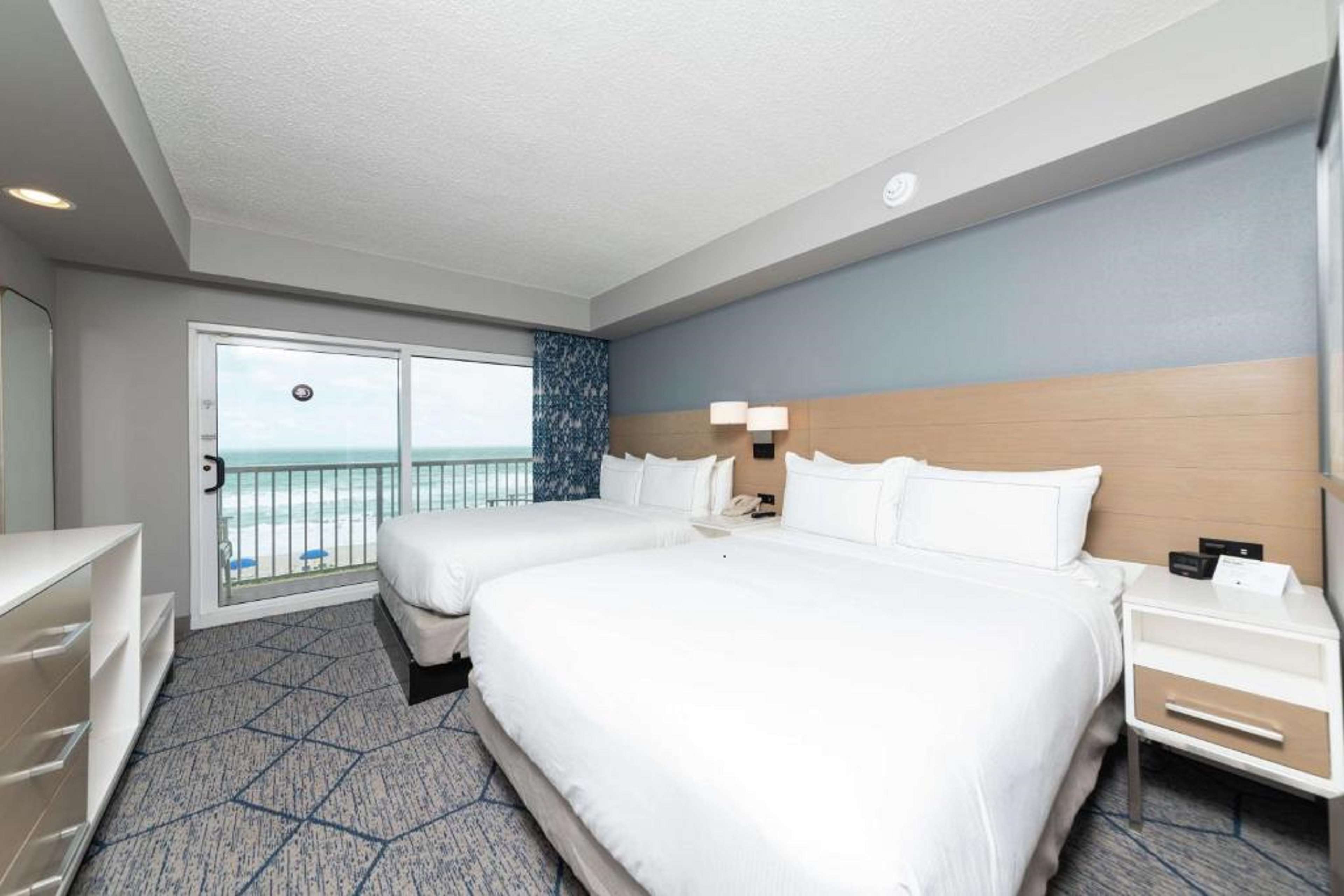 DoubleTree Suites by Hilton Melbourne Beach Oceanfront Room Type - 2QN BEDS HIGH FLR OCEANFRT