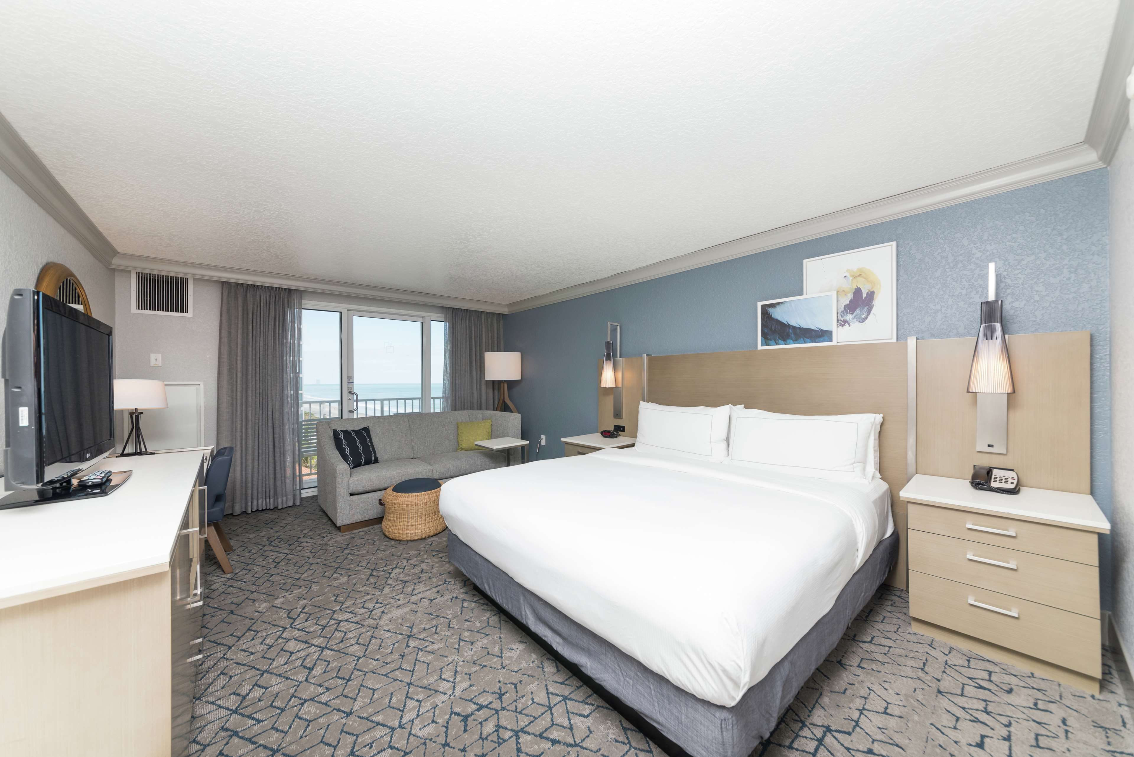 Hilton Melbourne Beach Oceanfront Room Type - 1 KG OCEAN VIEW - BALCONY
