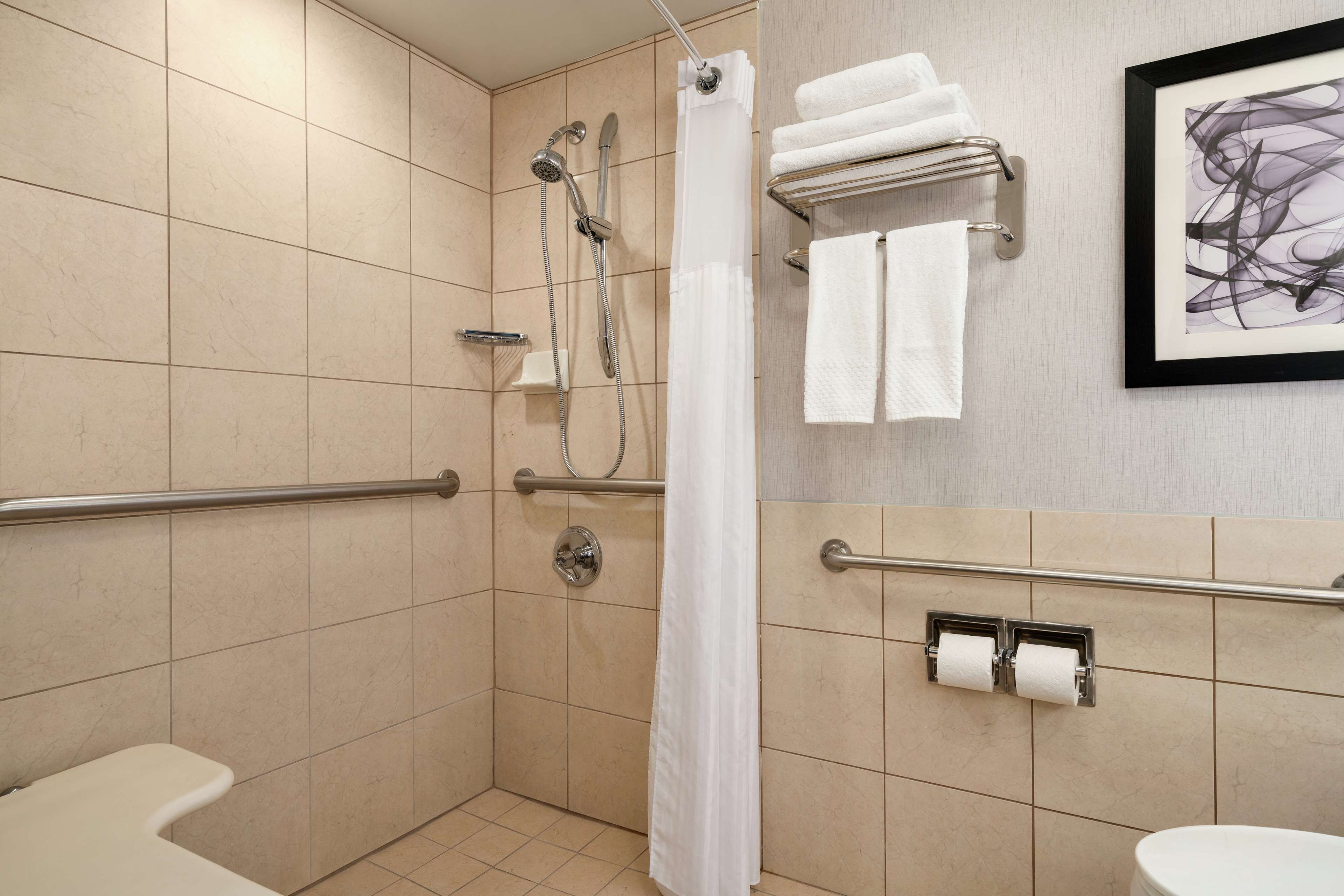 Hilton Melbourne, FL Room Type - 1 KING MOB HEAR ACC RI-SHR