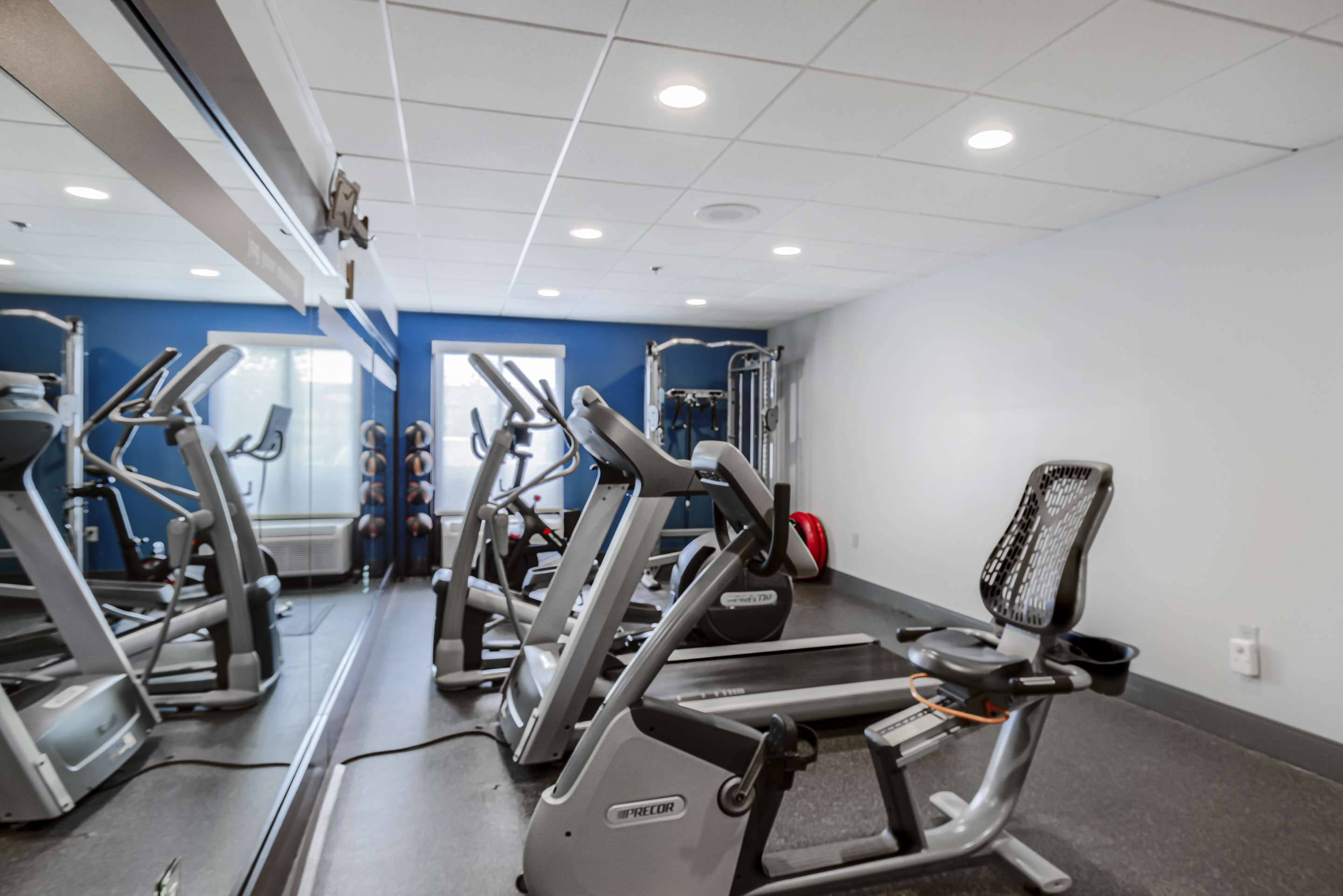 Health club fitness center gym | Hampton Inn Mobile-I-10/Bellingrath Gardens
