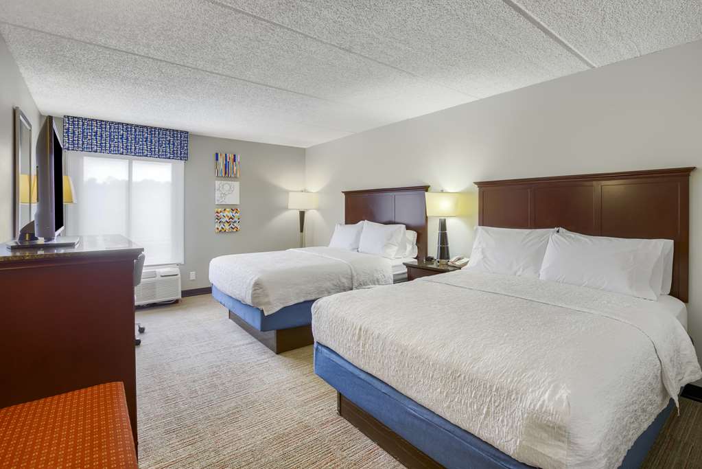 Hampton Inn by Hilton Mobile-I-10/Bellingrath Gardens Room Type - 2 QNS ACCESSIBLE W TUB NS