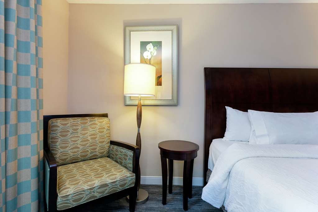 Hilton Garden Inn Mobile West - Tap to explore photos