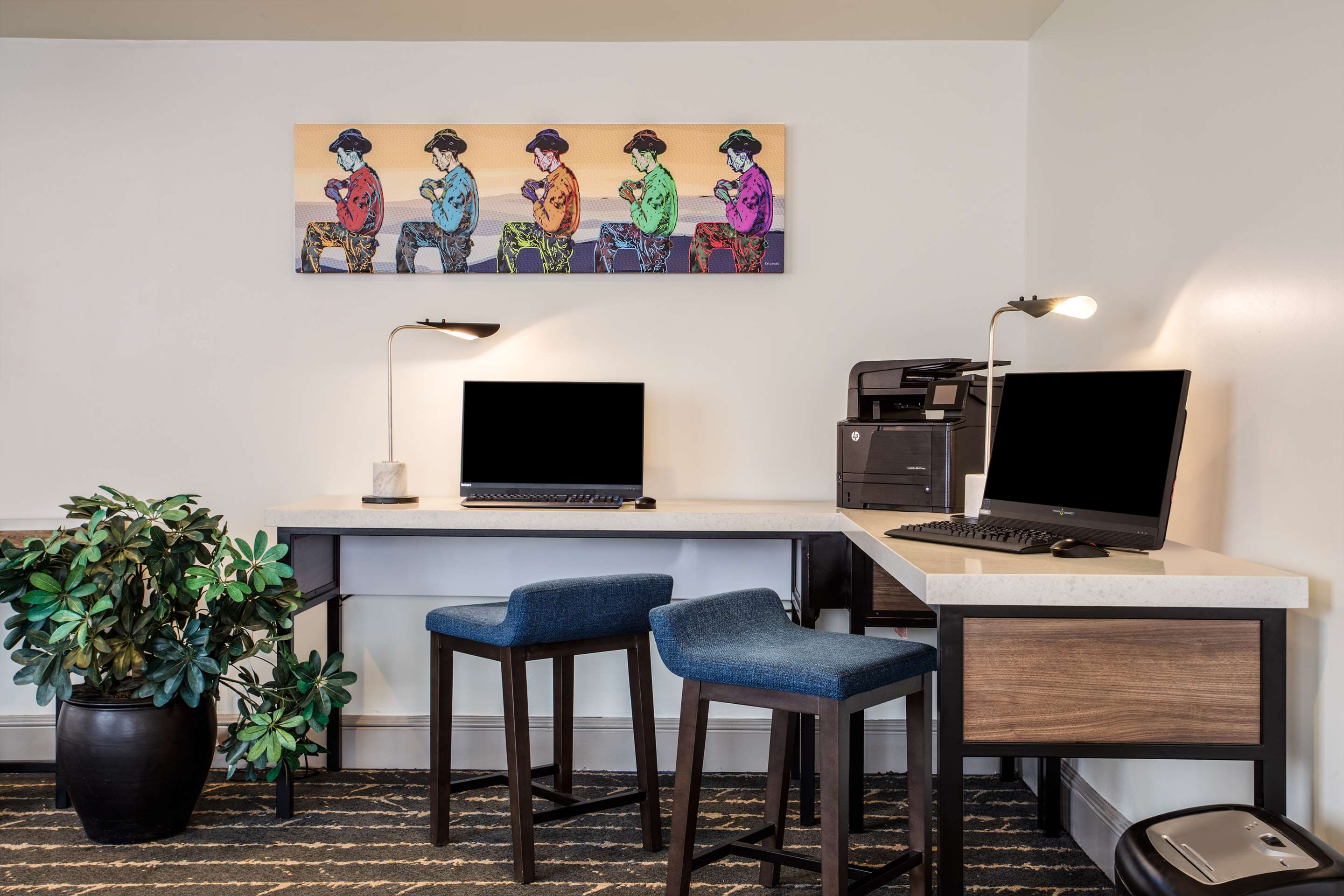 Business Center