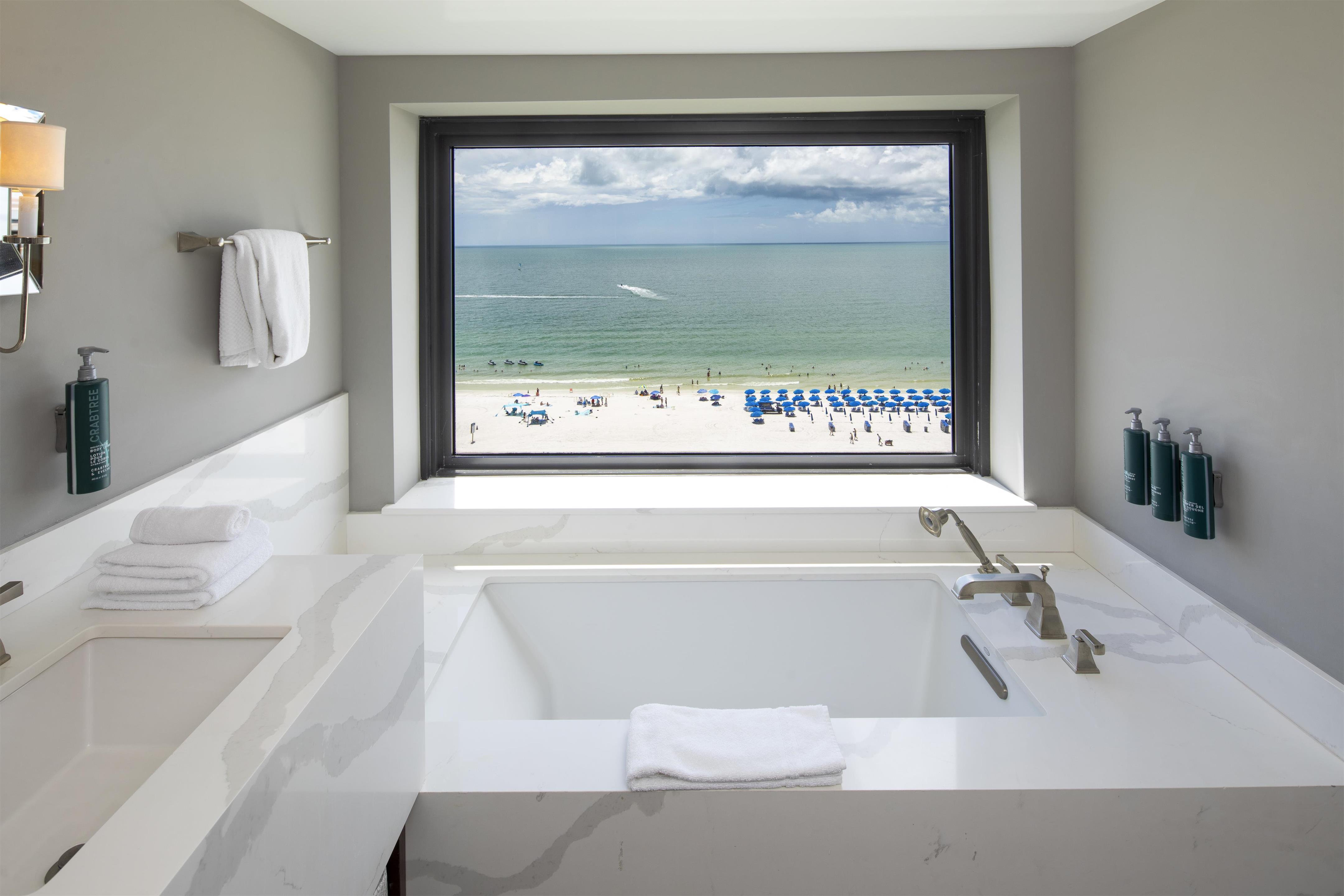 Guest room bath