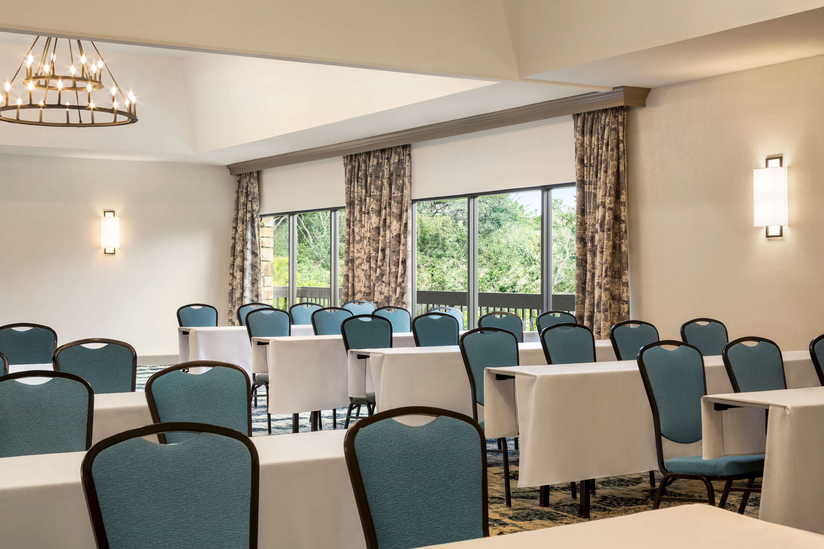 Meeting Room | Hilton Garden Inn Monterey