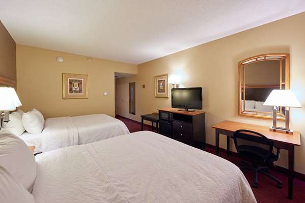  - Hampton Inn Massillon