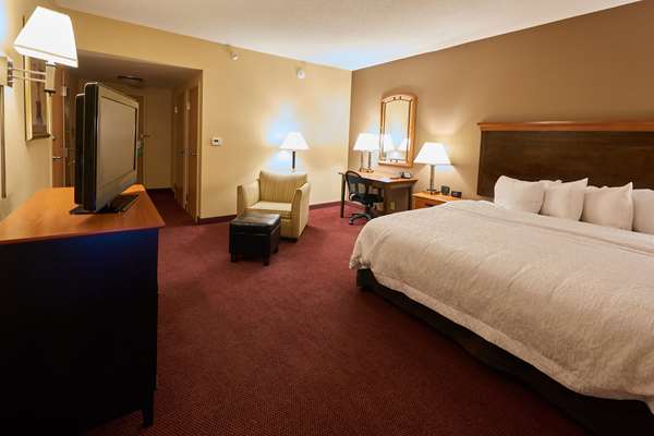  - Hampton Inn Massillon